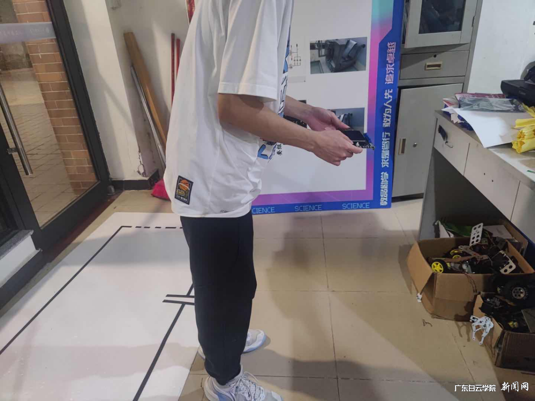 图片 1.png 图片 1.png