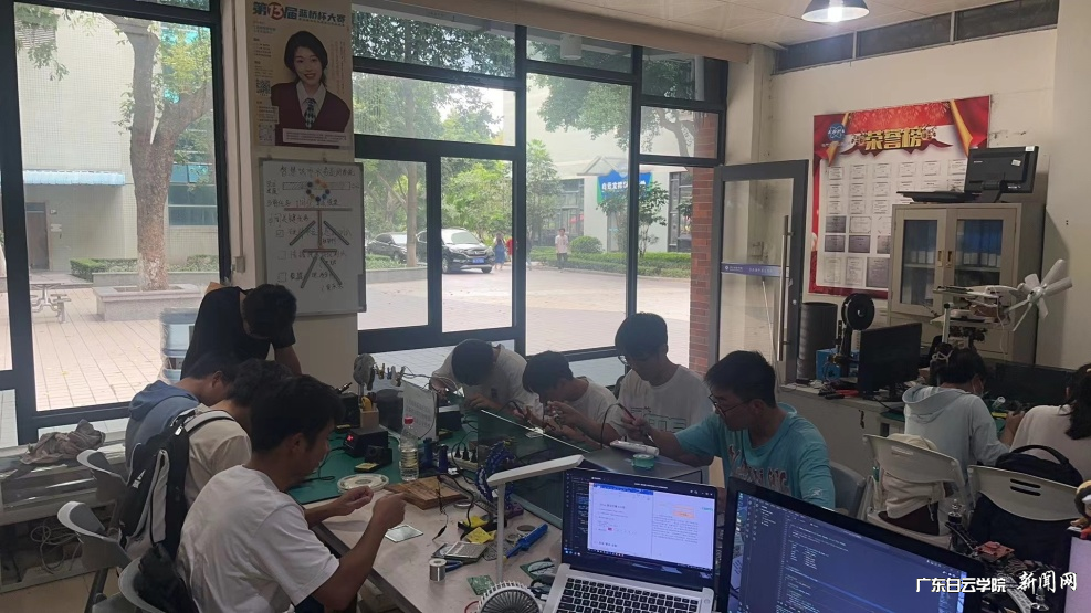 图片 1.png 图片 1.png