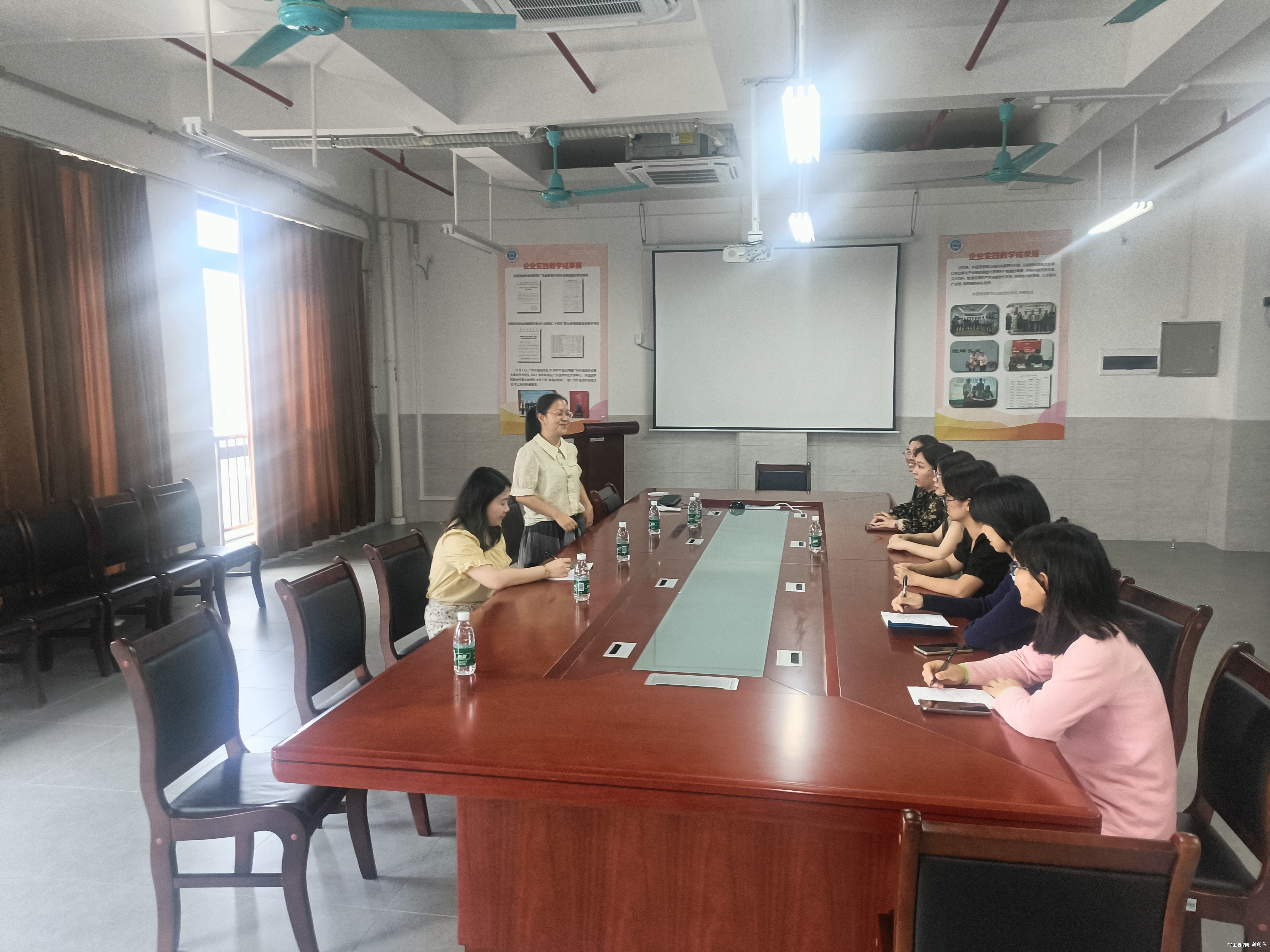 德语歌曲比赛1.jpg 德语歌曲比赛1.jpg