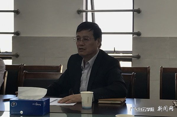 校党委书记刘剑锋指导会议并讲话 (2).jpg