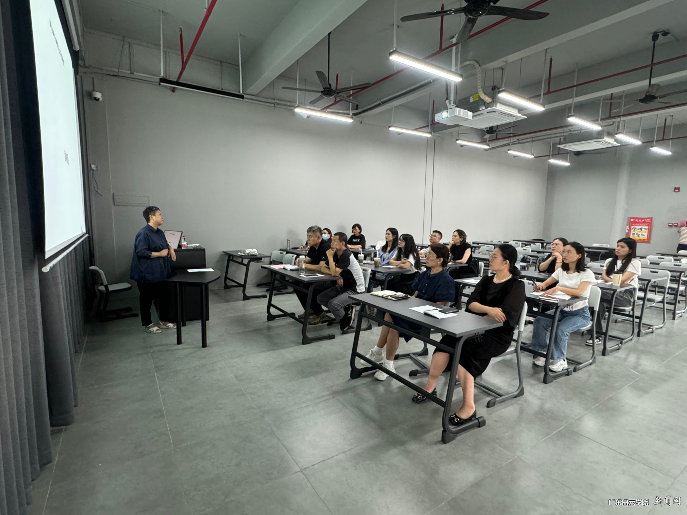 图片 1.png 图片 1.png