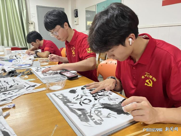 图片 2.png 图片 2.png