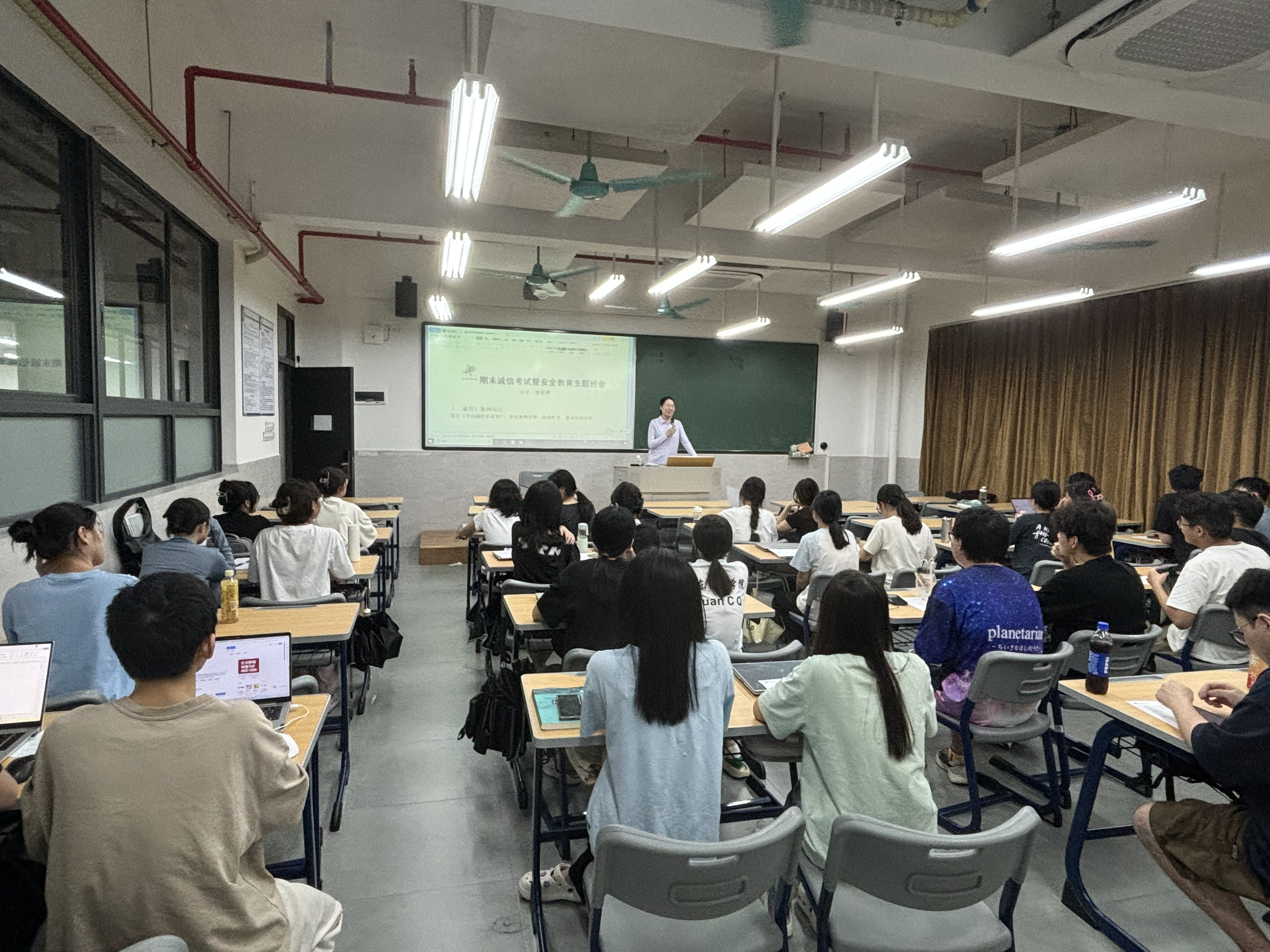 图片 1.png 图片 1.png