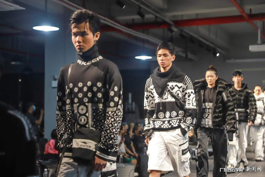 JWB国潮时装秀.png JWB国潮时装秀.png