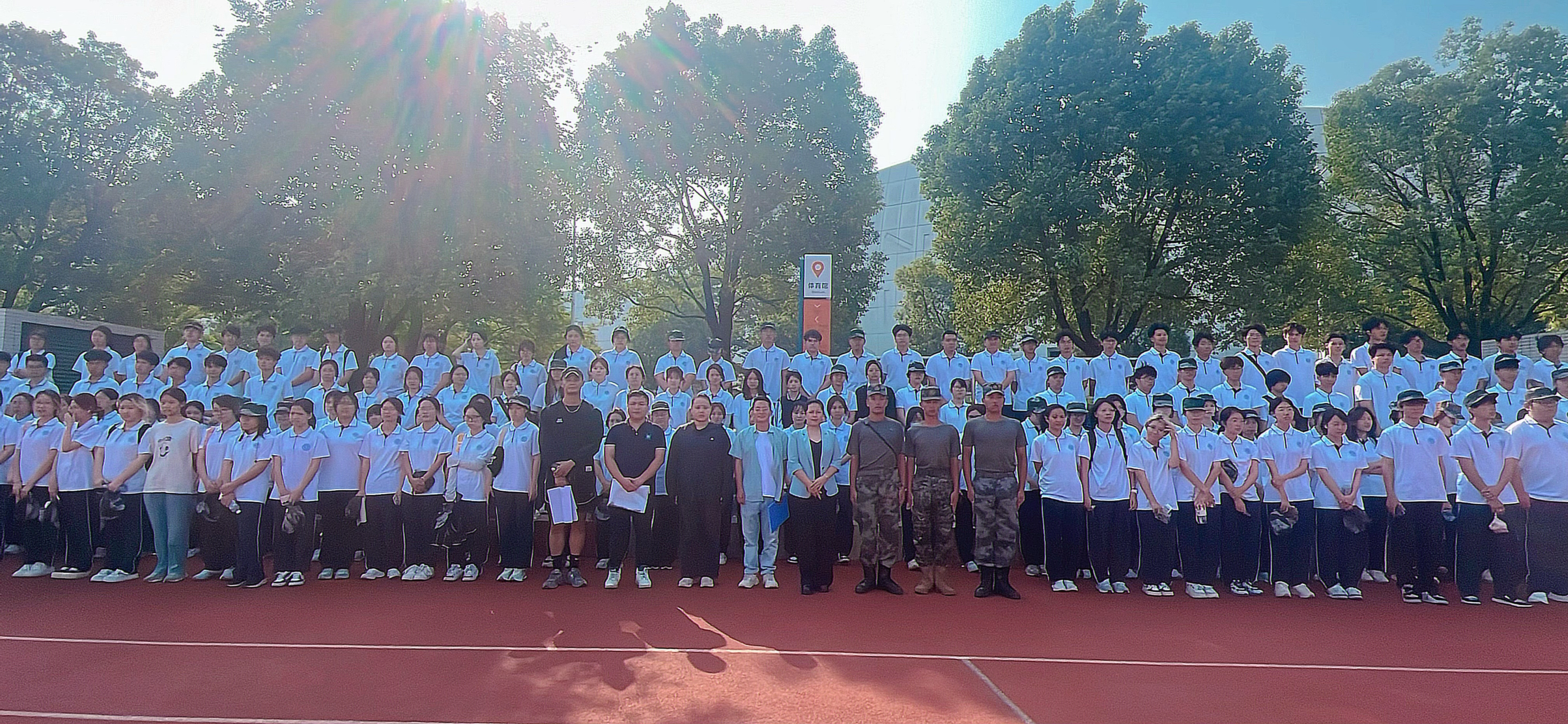 图片 1.png 图片 1.png