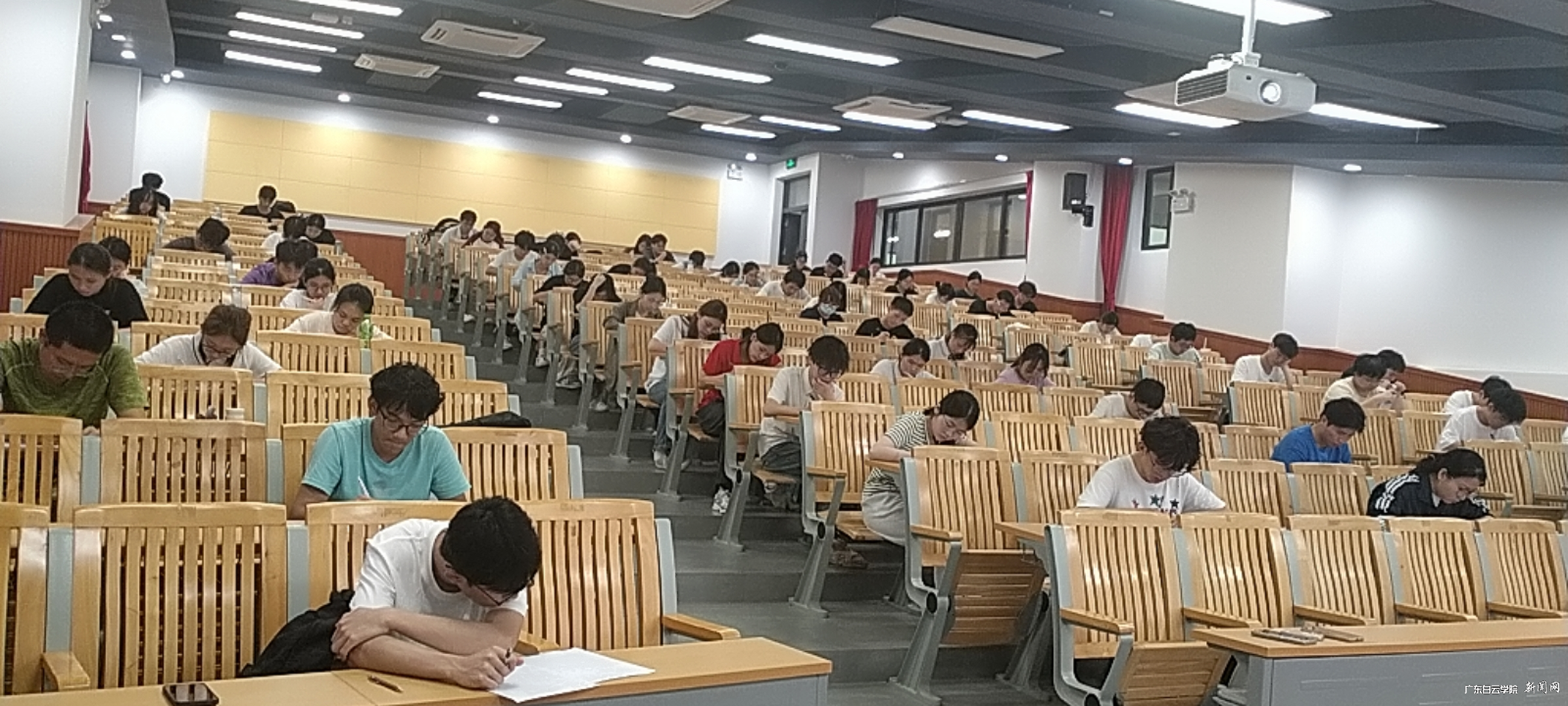 图片 1.png 图片 1.png