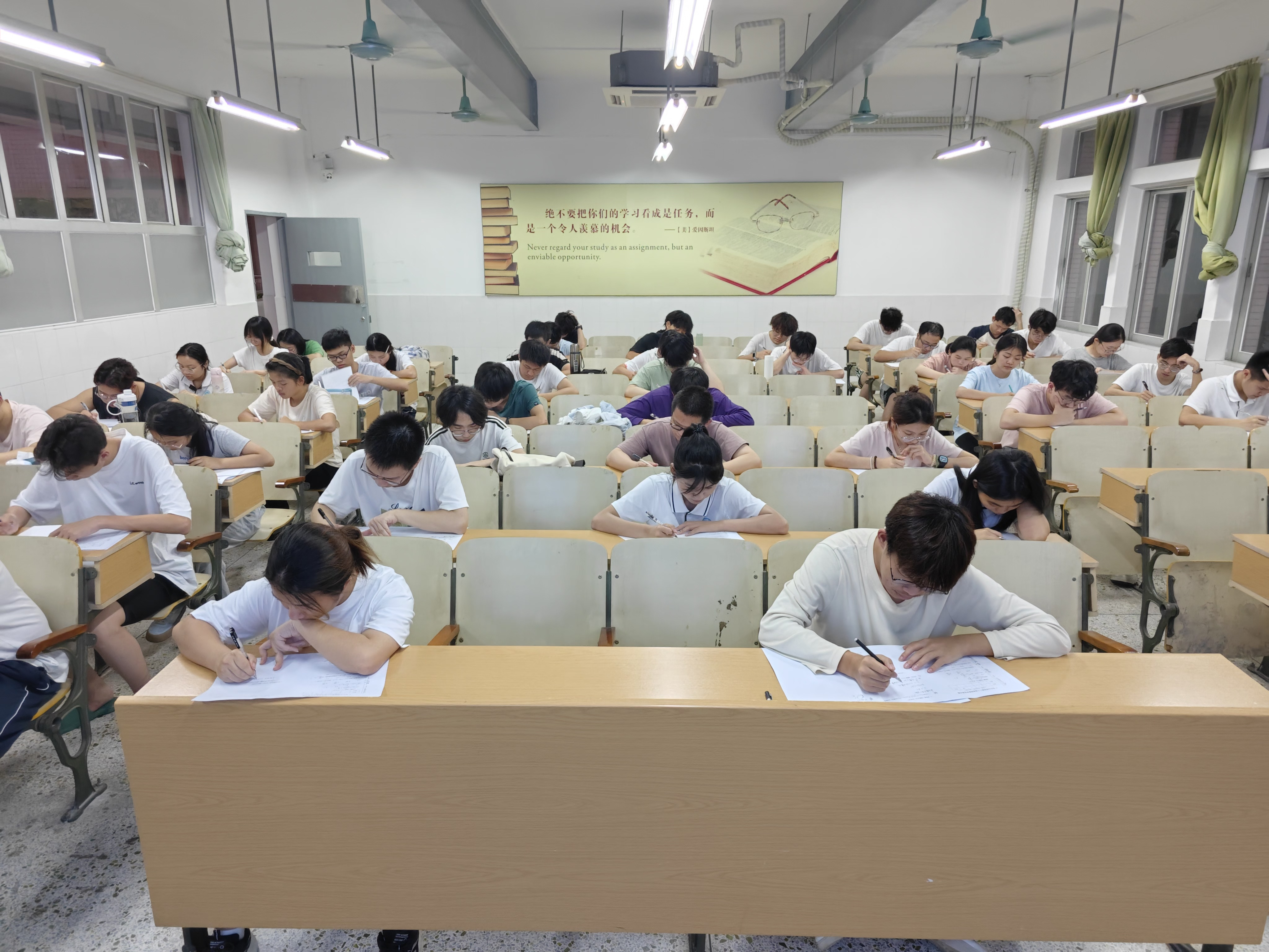 图片 3.png 图片 3.png