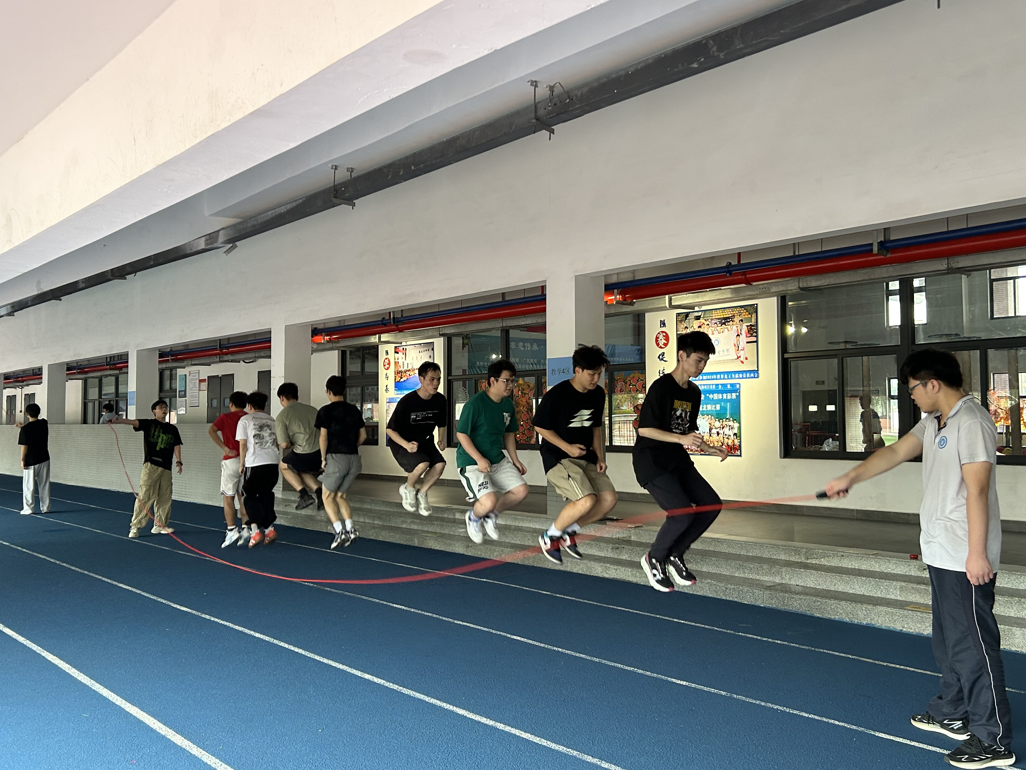 图片2.png 图片2.png