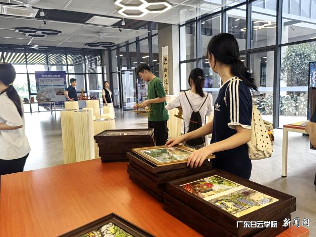 图片2.png 图片2.png