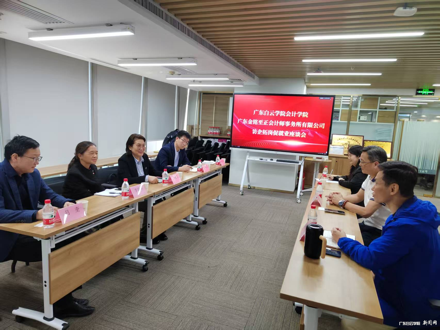 图片 1.png 图片 1.png