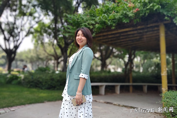 外国语学院2020级辅导员 陈娜老师.png