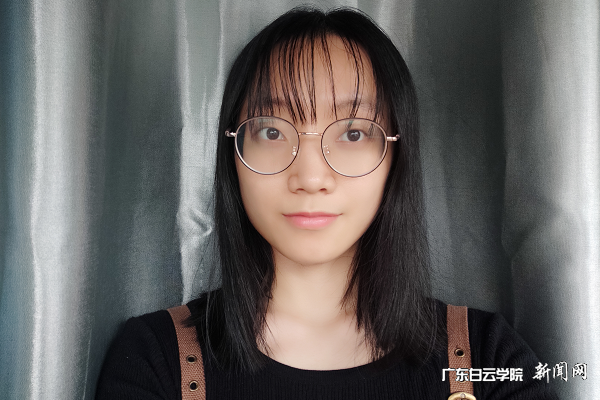 外国语学院2020级英语2班班助 杨娟燕.png