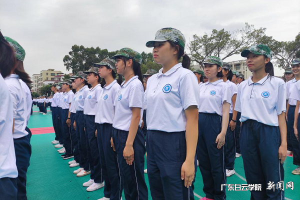 外国语学院2020级英语5班 王欣.png