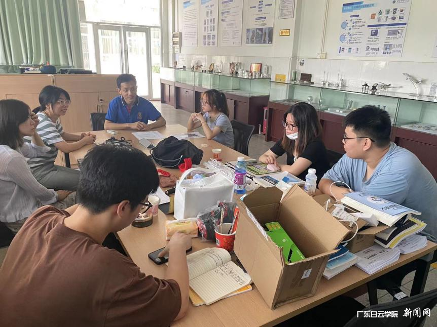 图片 1.png 图片 1.png