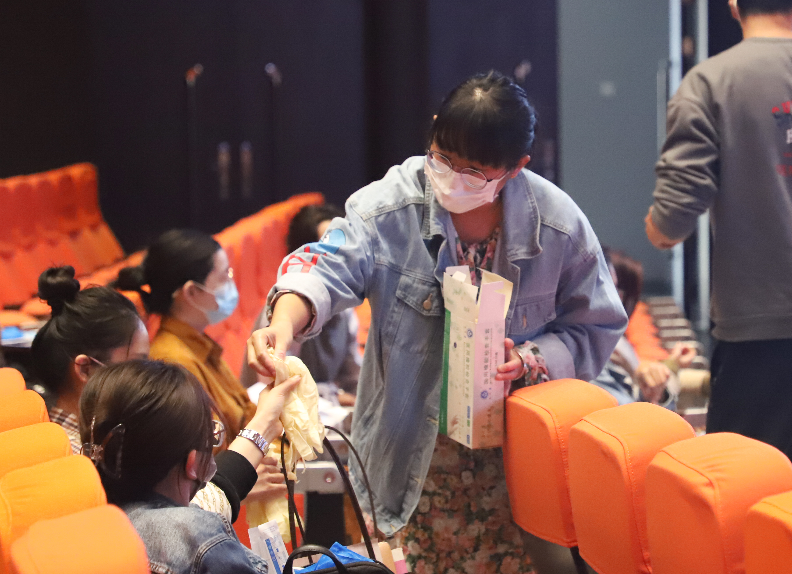 图片 5.png 图片 5.png