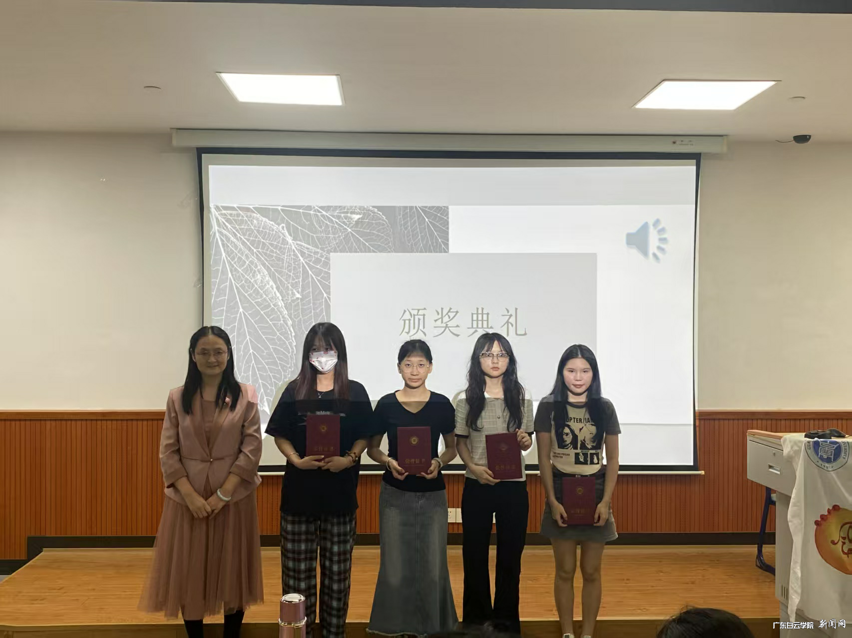 图片 3.png 图片 3.png