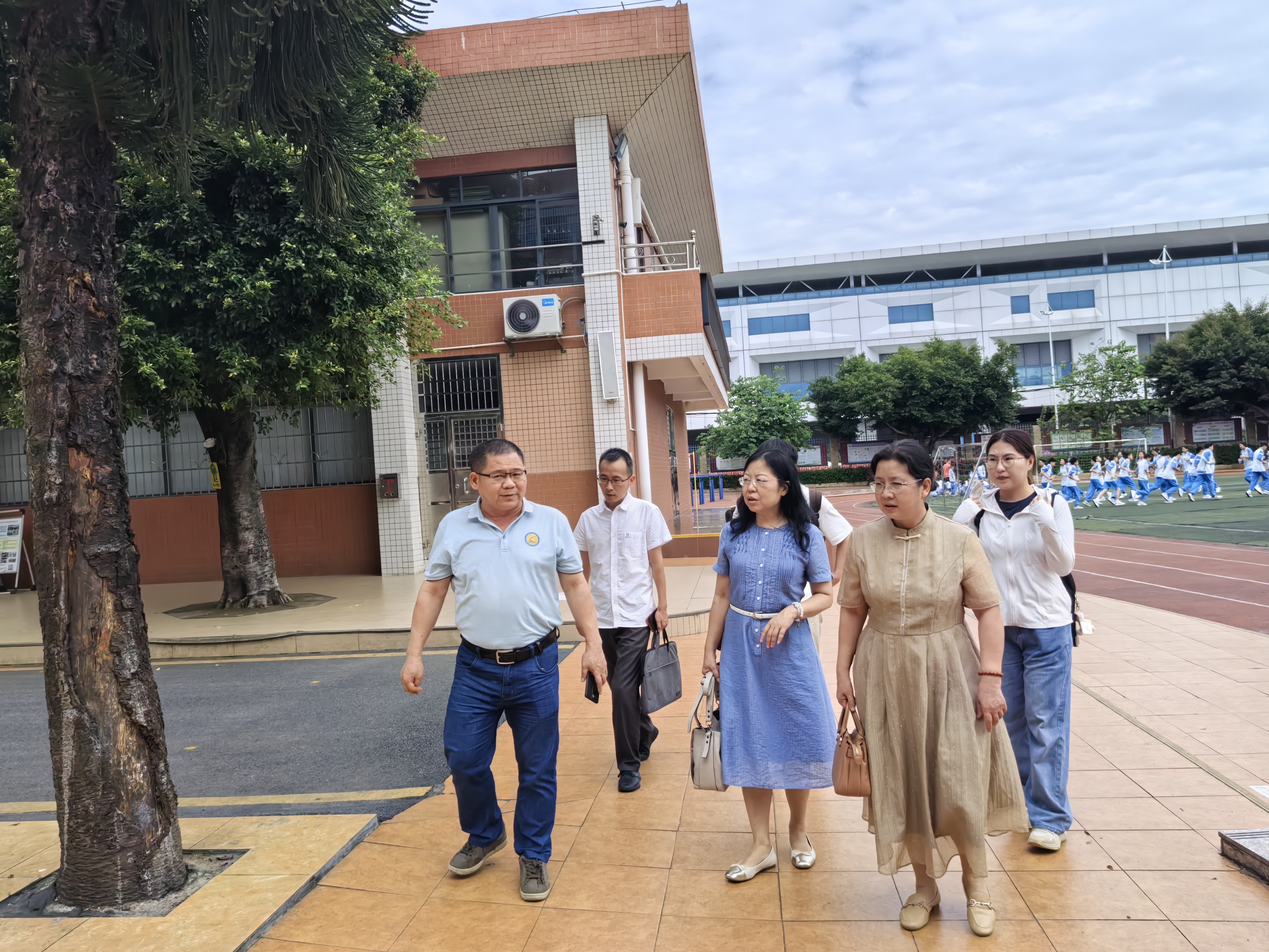 图片 1.png 图片 1.png