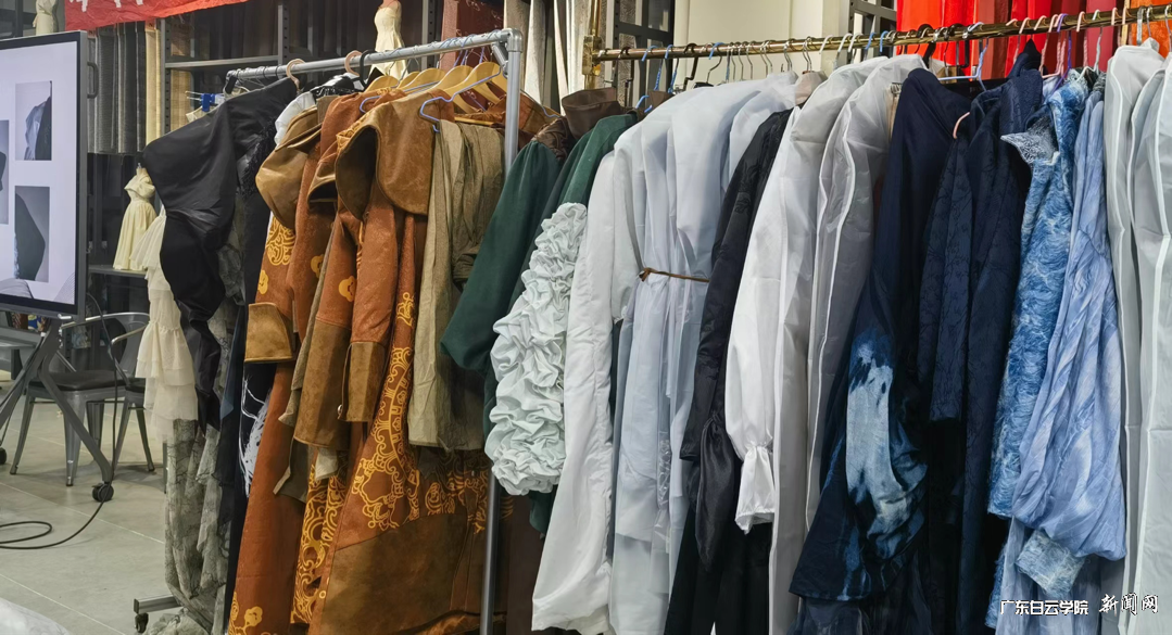 图片 2.png 图片 2.png