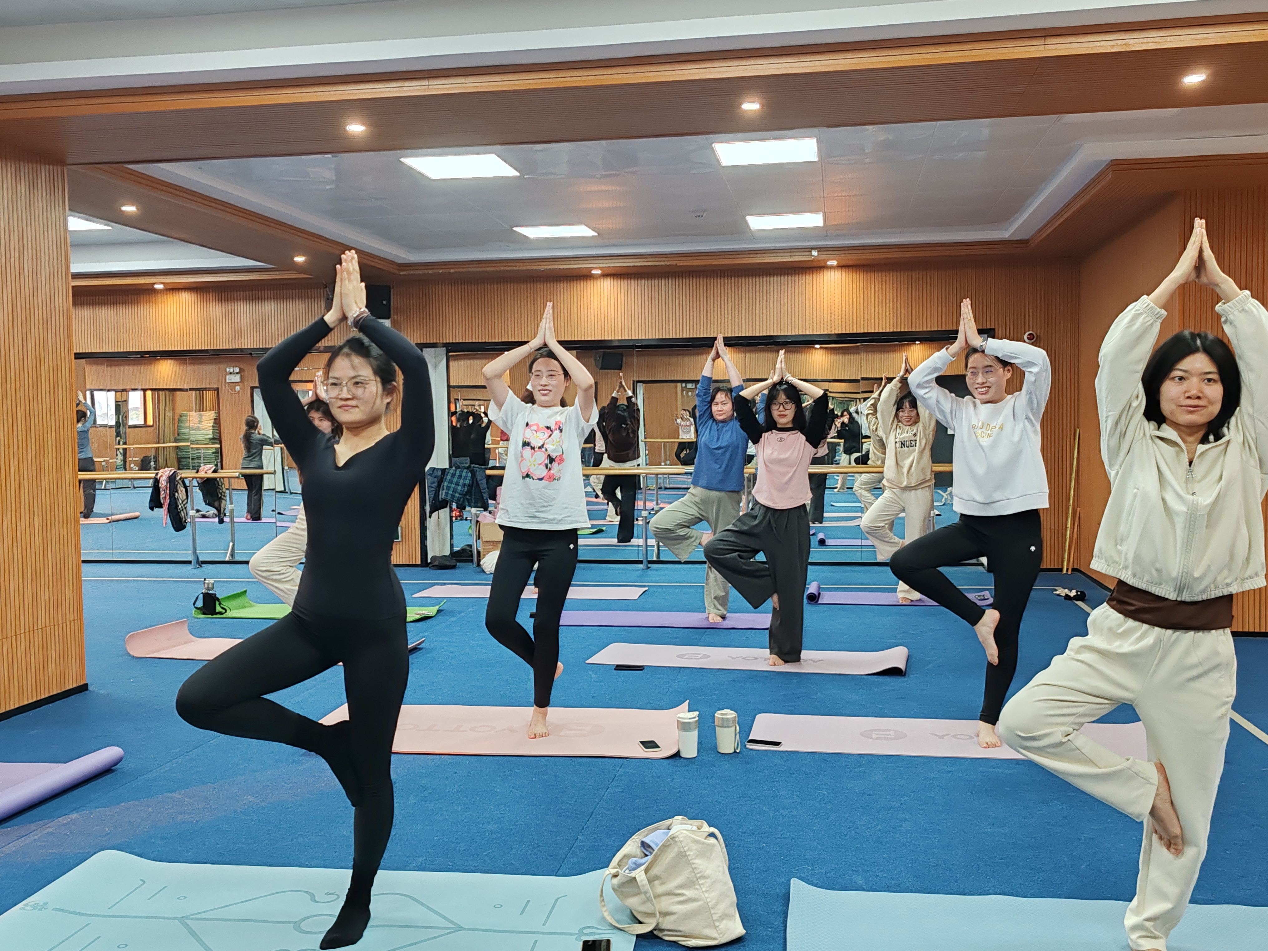 图片 1.png 图片 1.png