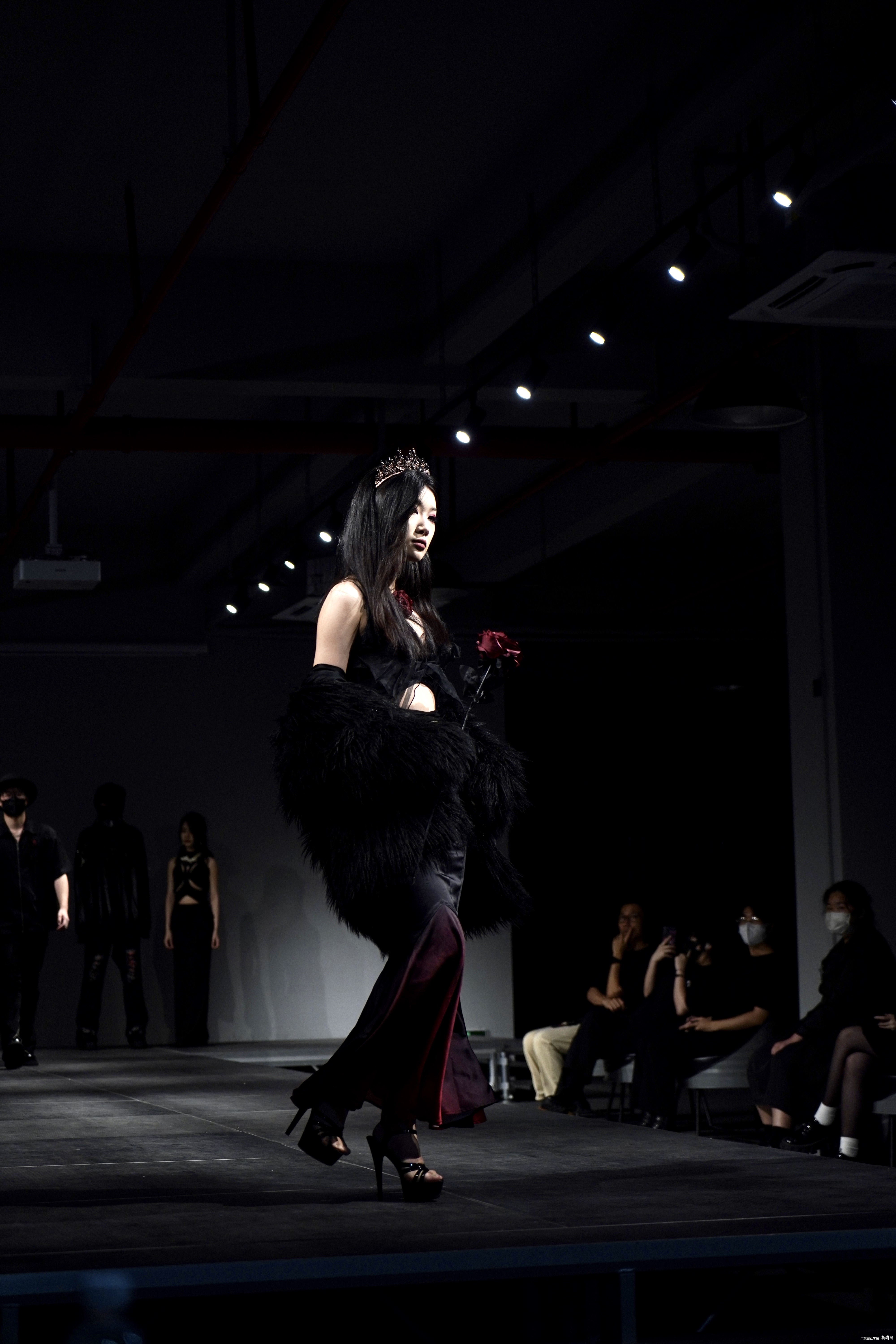 “哥特风格”小组.JPG “哥特风格”小组.JPG