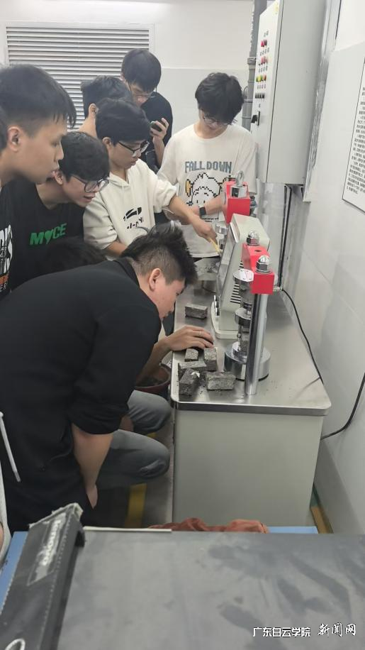 图片 1.png 图片 1.png