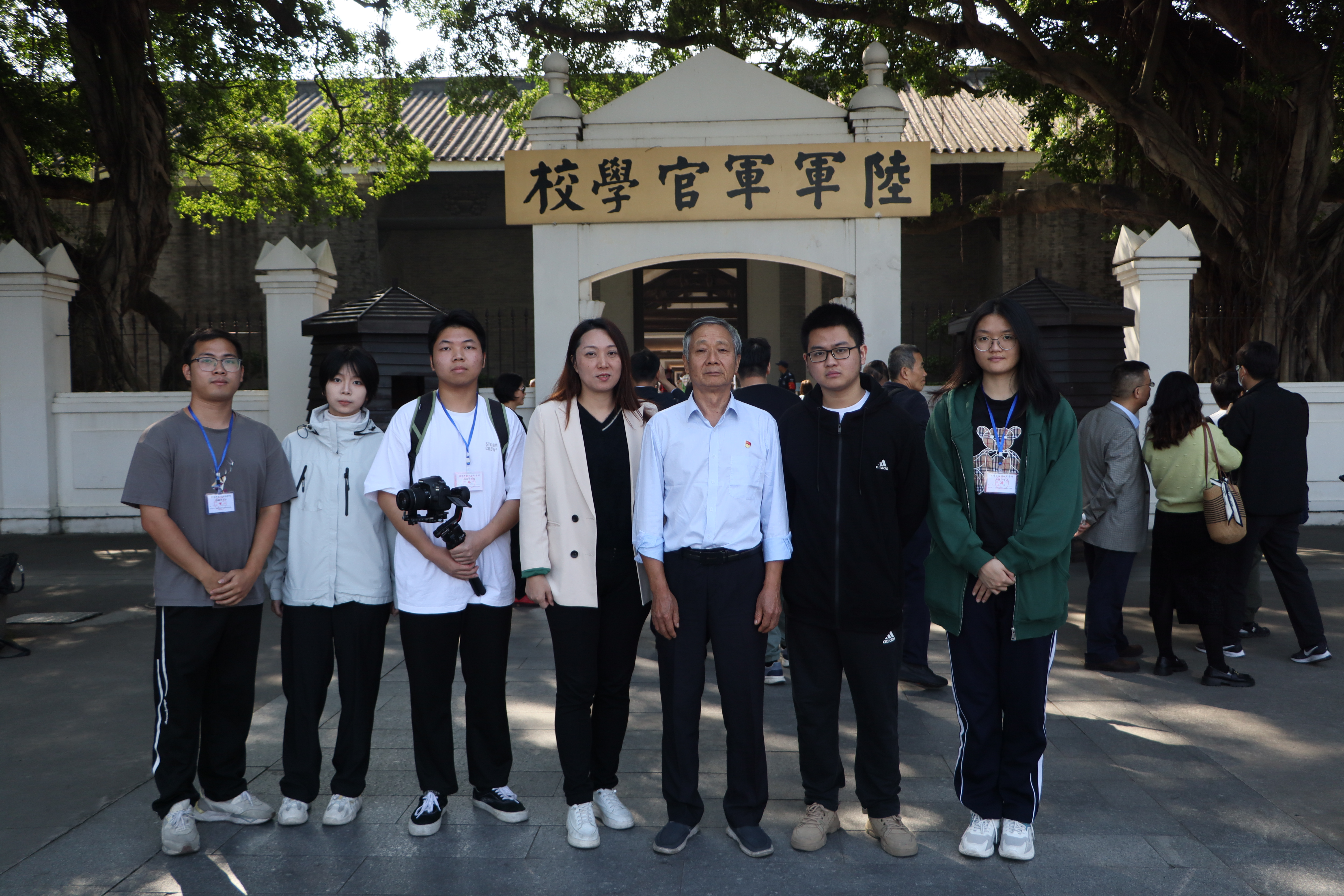 图片 1.png 图片 1.png