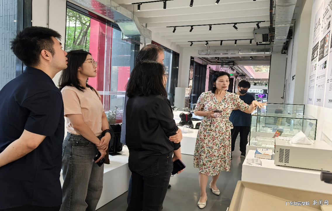 图片 1.png 图片 1.png