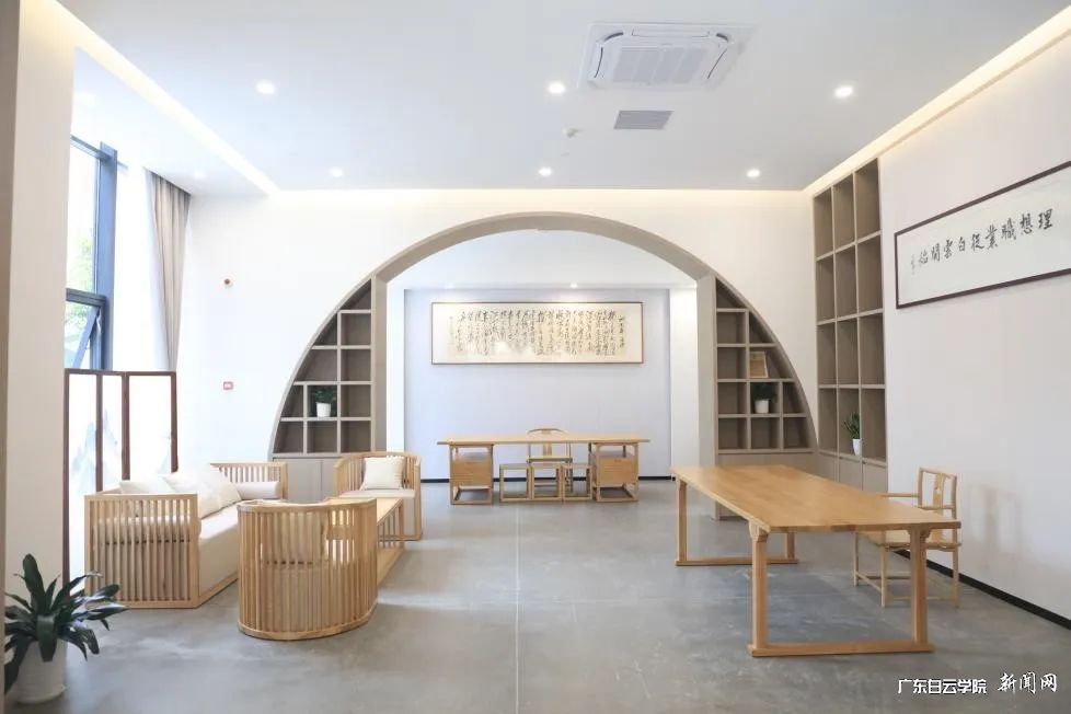 图片 2.png 图片 2.png