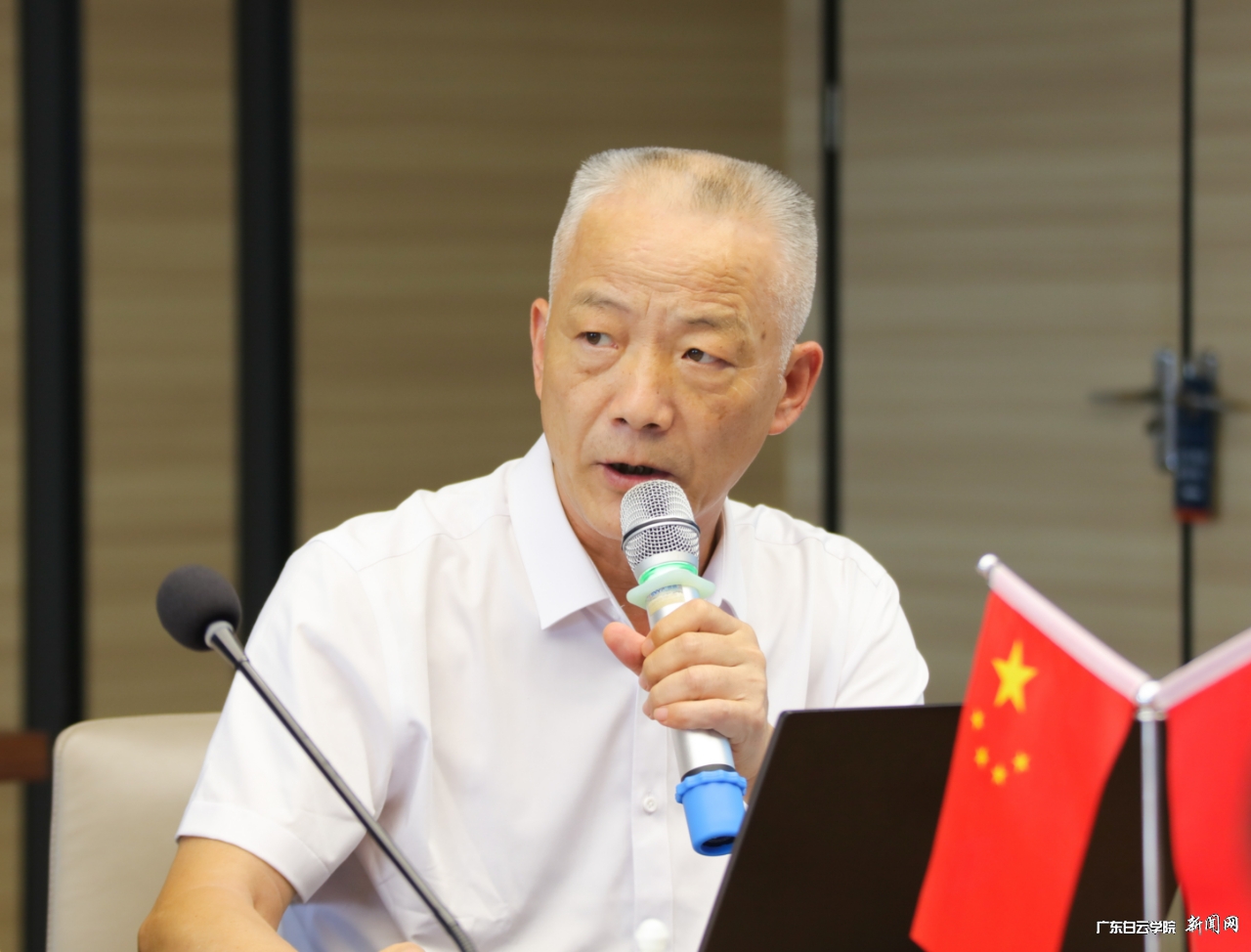 图片 3.jpg 图片 3.jpg